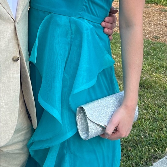 Turquoise Lulus dress - Picture 2 of 3